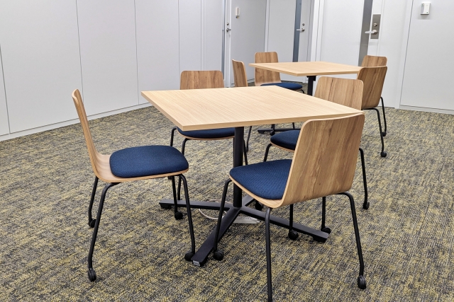 オフィス家具